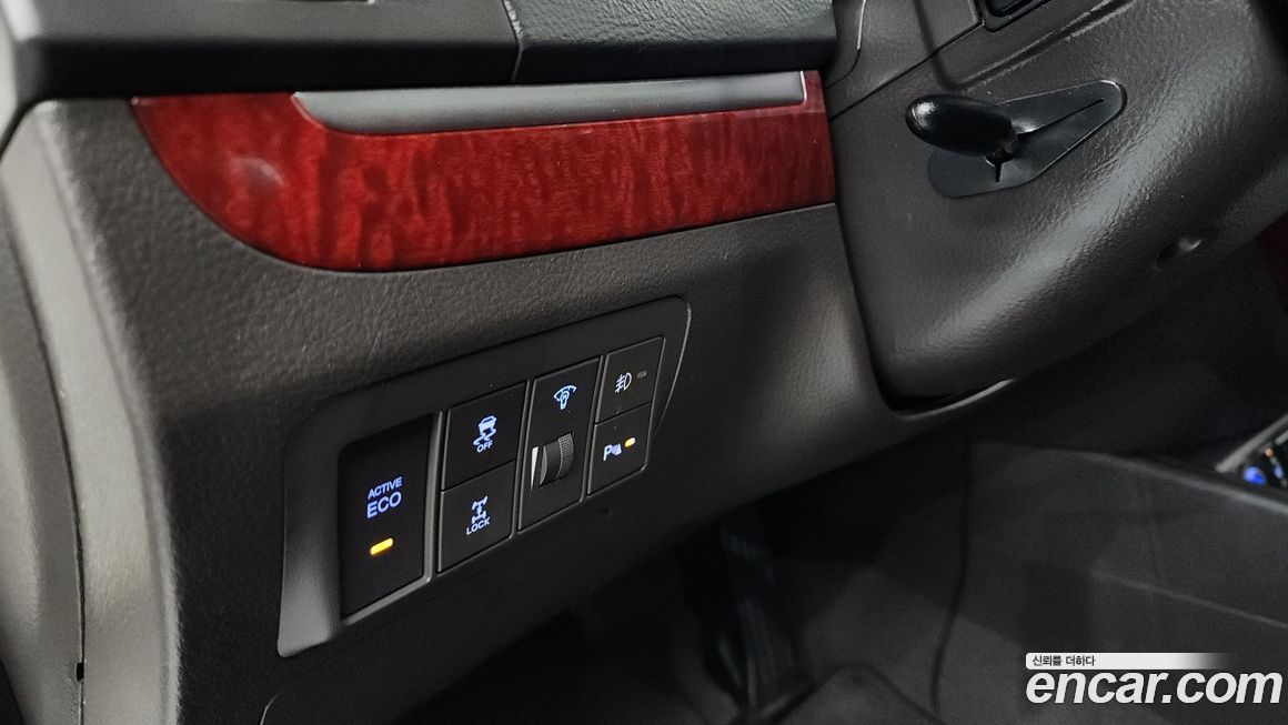 Hyundai Santafe 2011