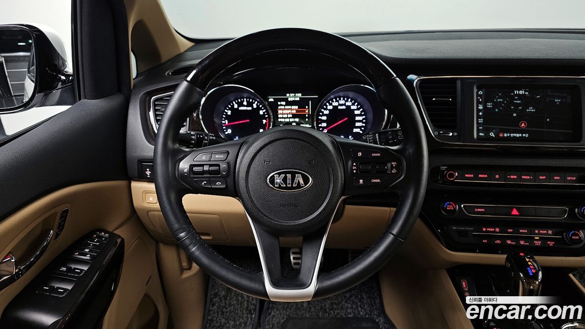 Kia Canival 2019