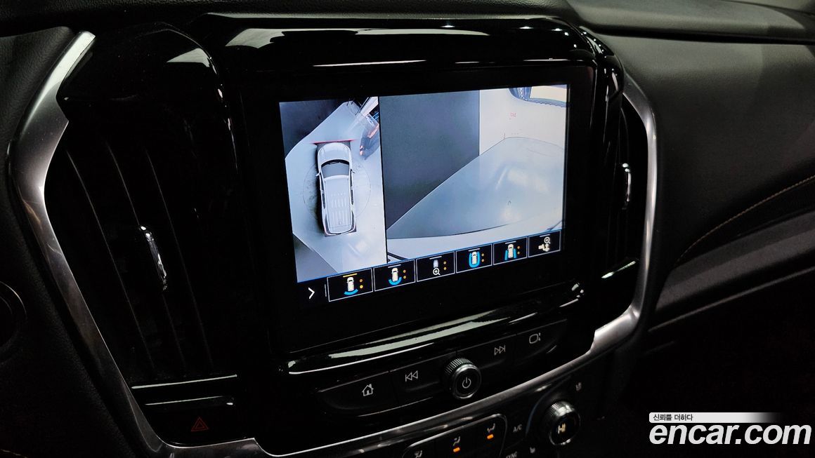 ChevroletGMDaewoo Traverse 2021