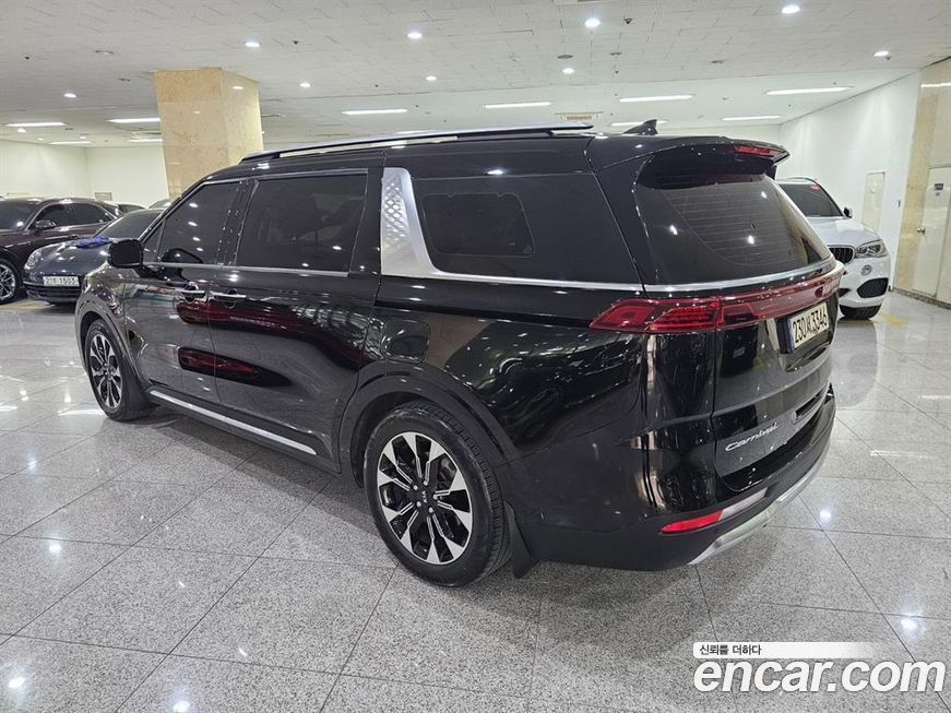Kia Canival 2021