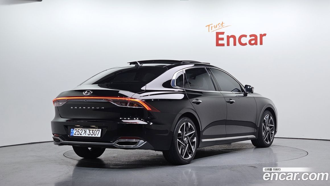 Hyundai Grandeur 2022