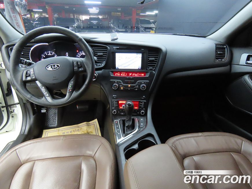 Kia K5 2011