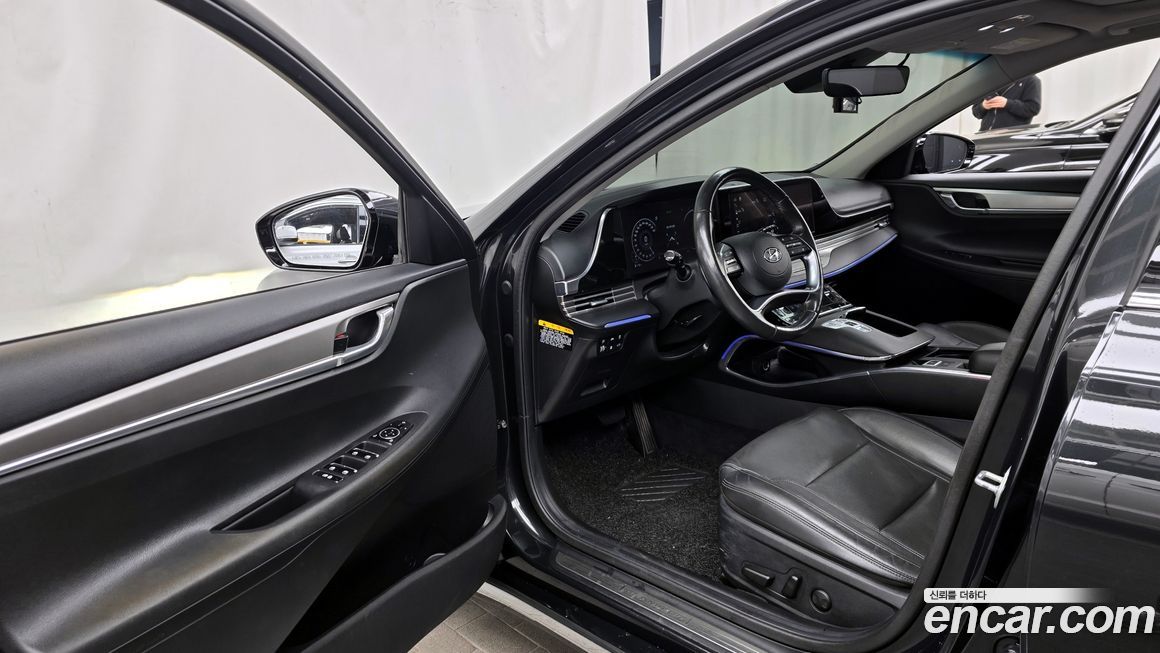 Hyundai Grandeur 2020