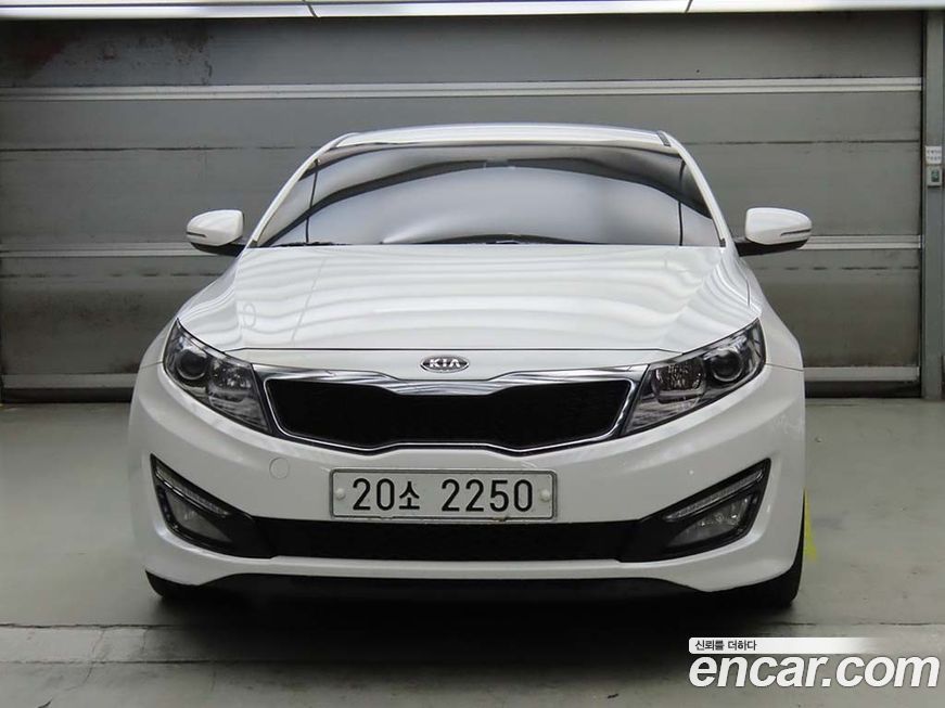 Kia K5 2011