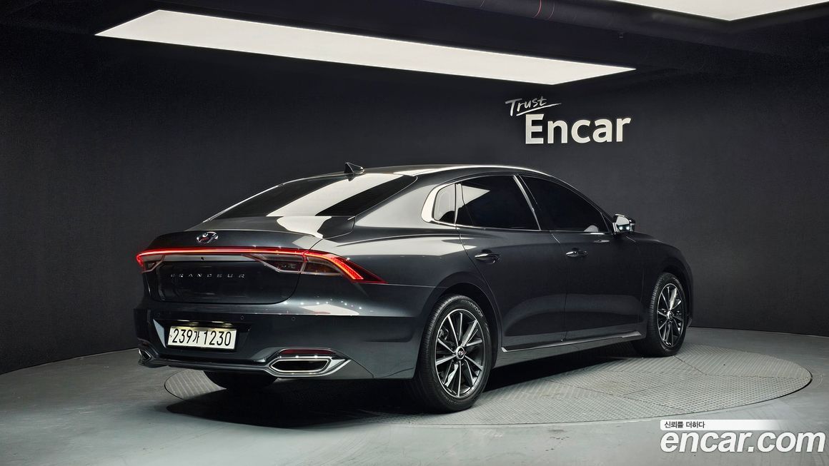 Hyundai Grandeur 2022