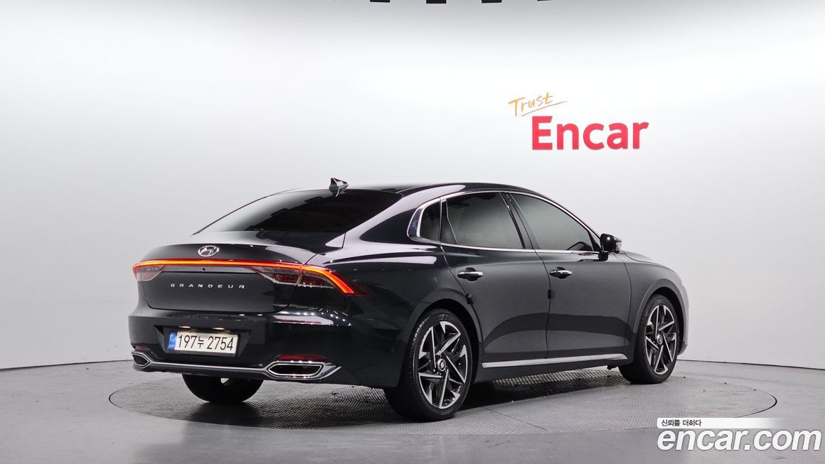 Hyundai Grandeur 2022