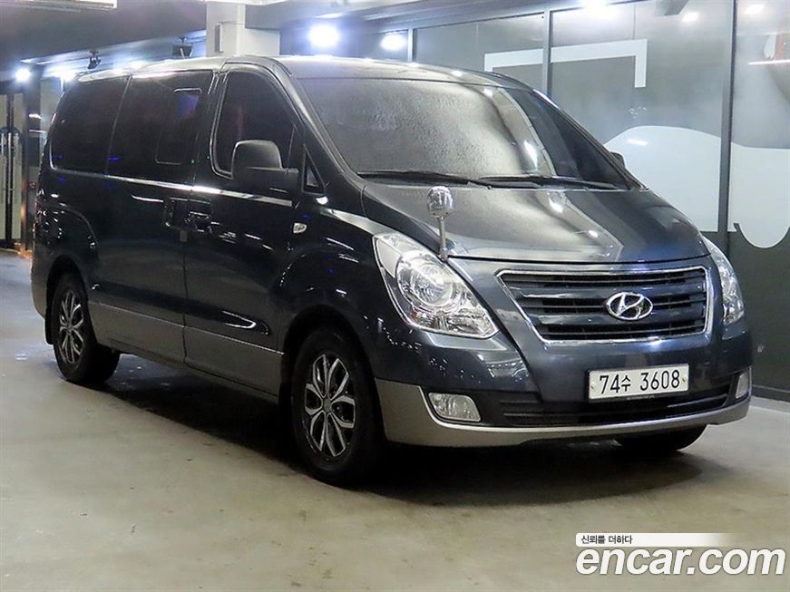Hyundai Starex 2018