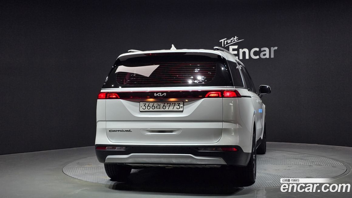 Kia Canival 2021