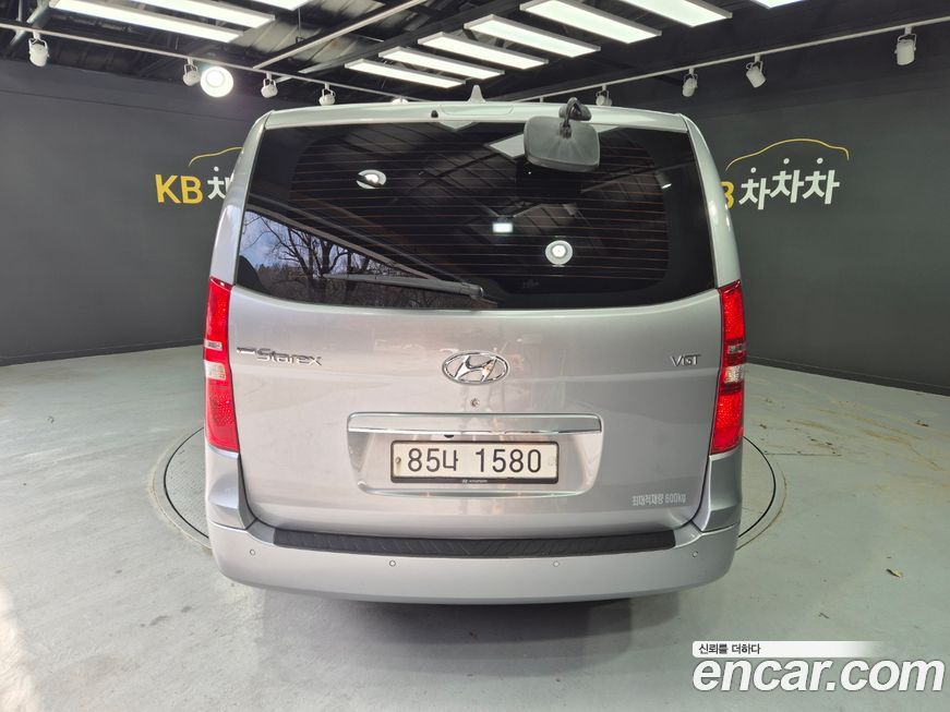 Hyundai Starex 2021