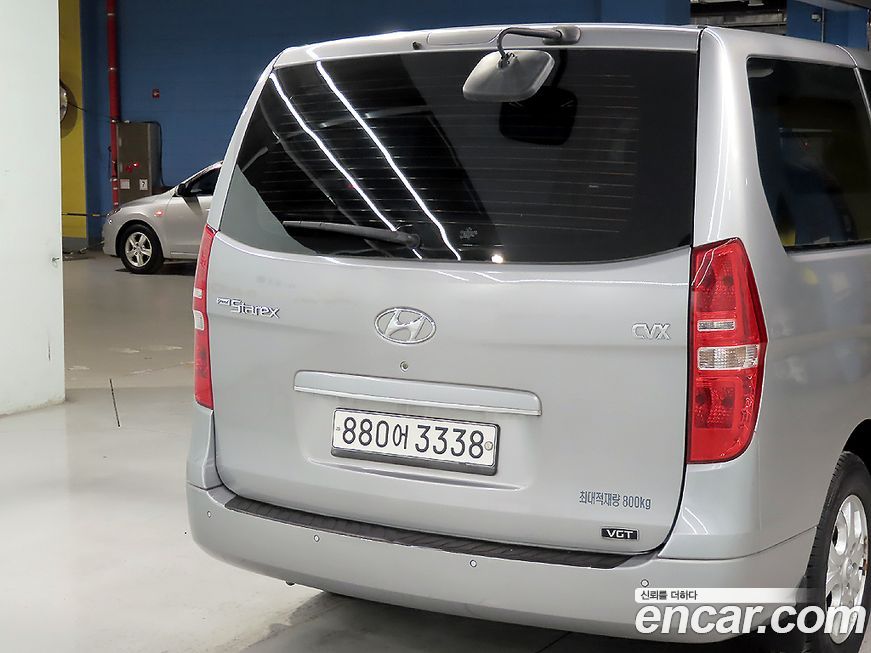 Hyundai Starex 2012