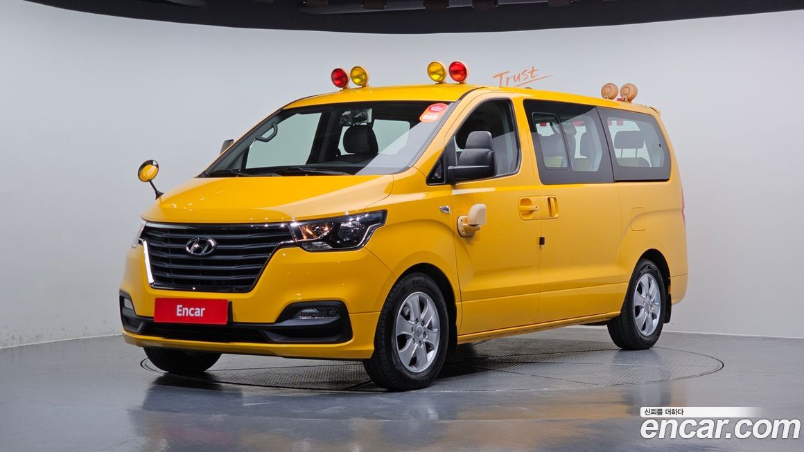 Hyundai Starex 2019