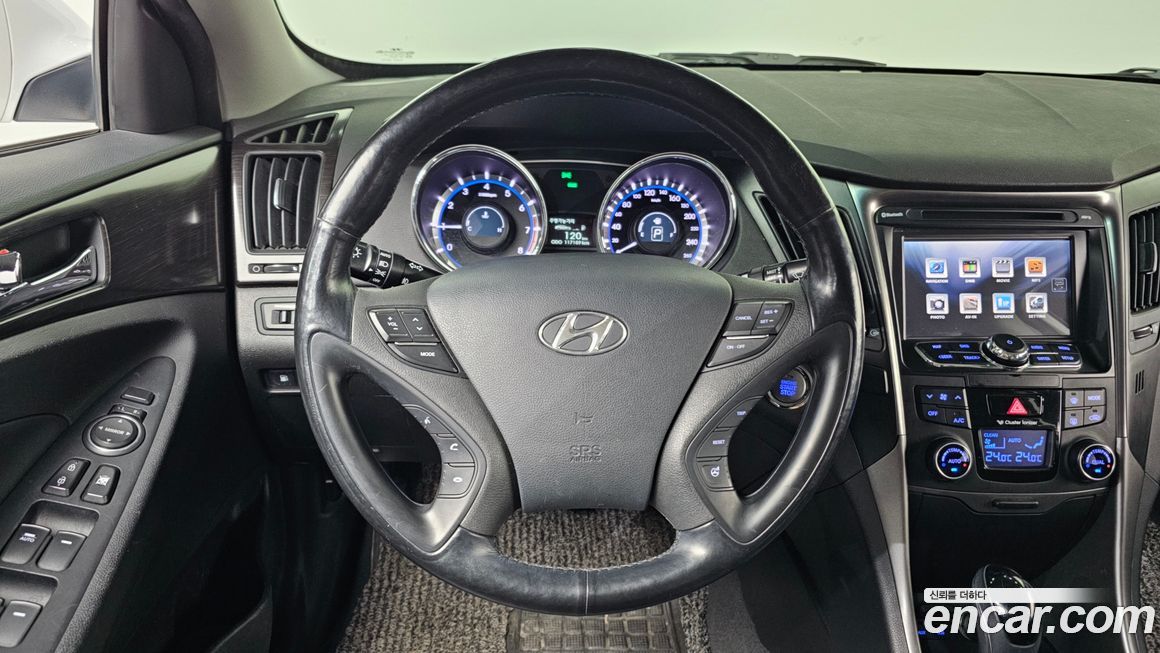Hyundai Sonata 2013