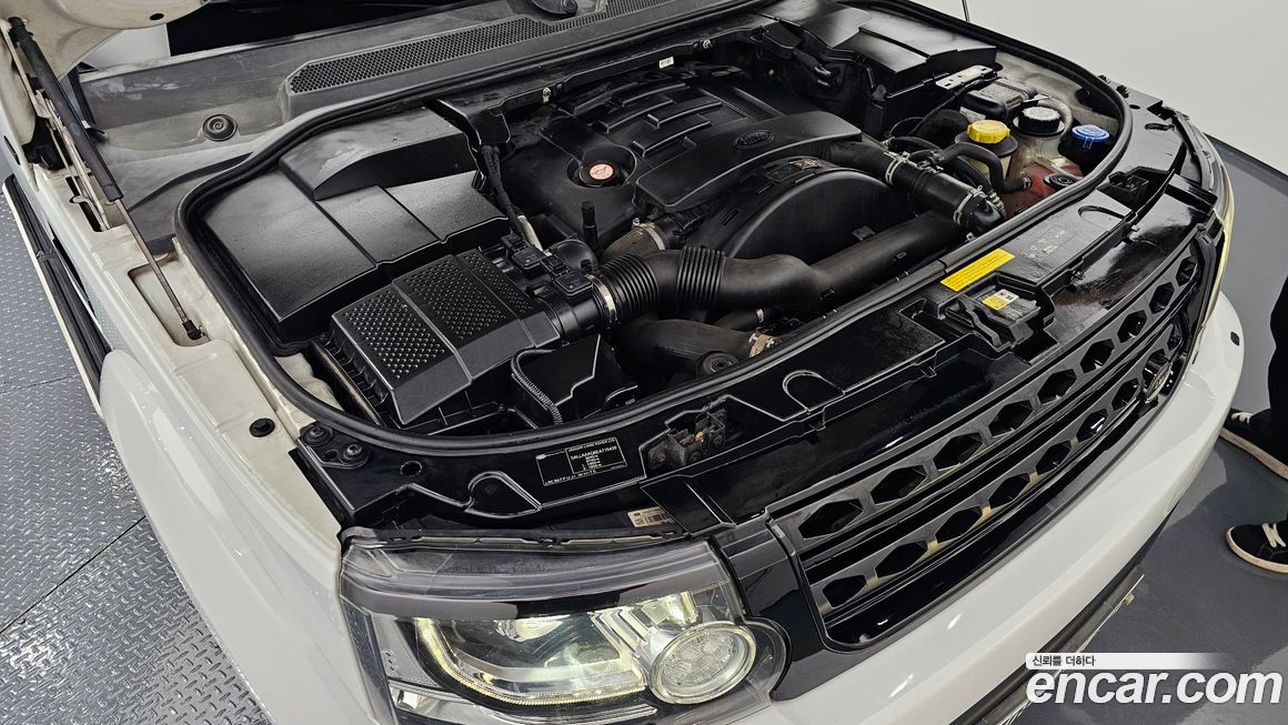 Land Rover Discovery 2014