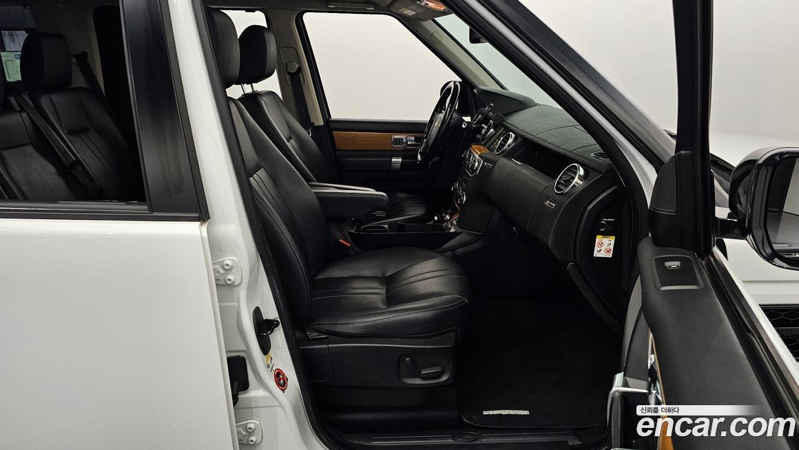 Land Rover Discovery 2014