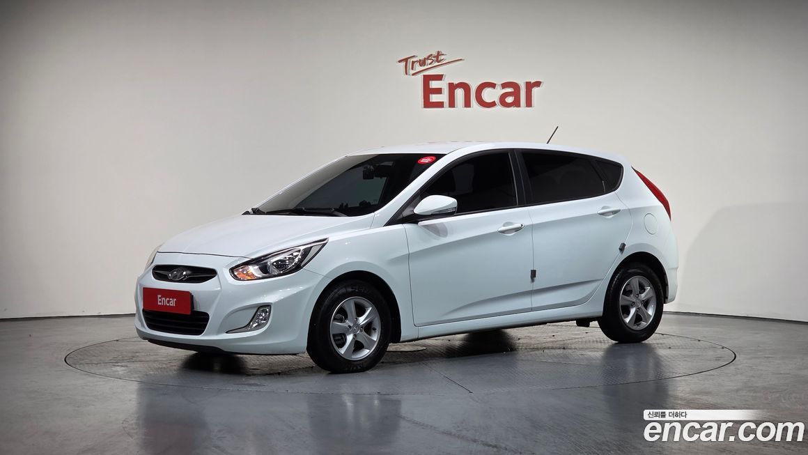 Hyundai Accent 2015