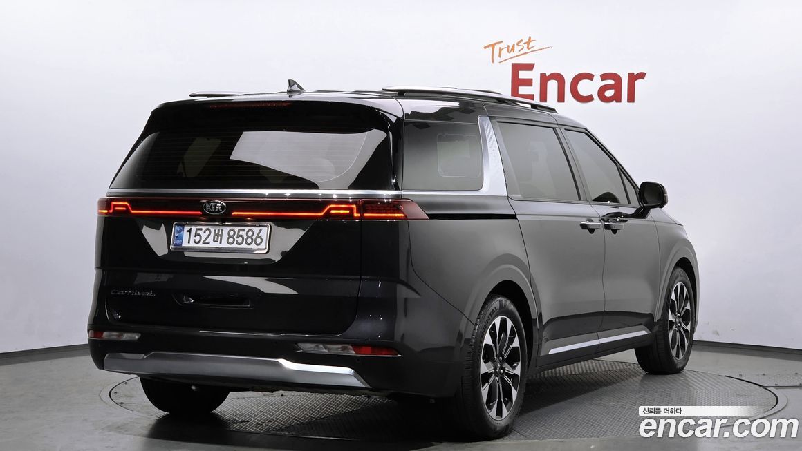 Kia Canival 2021