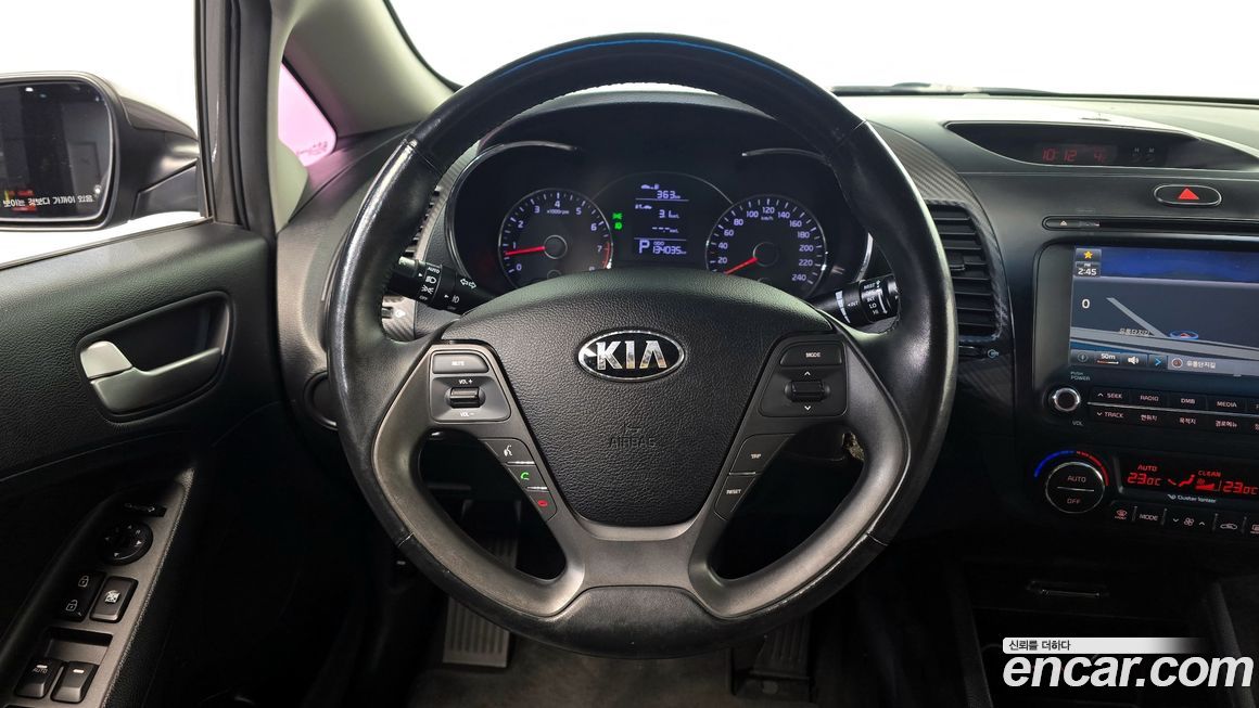 Kia K3 2013