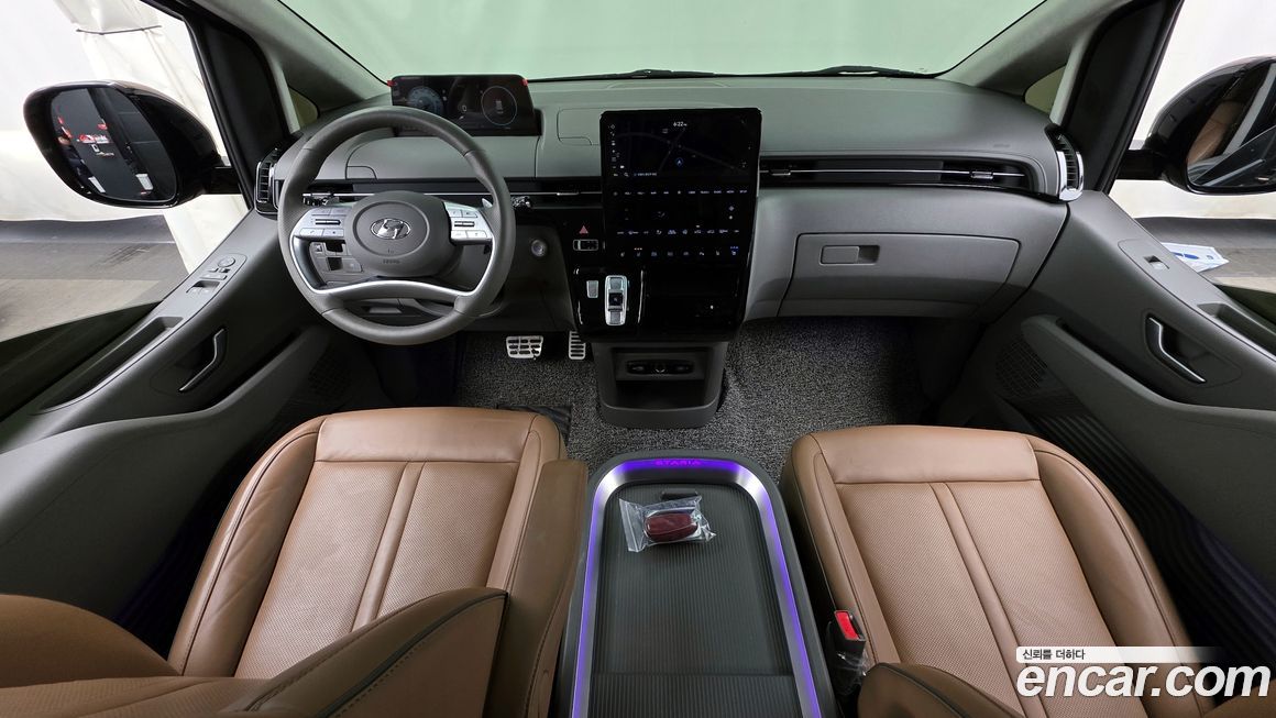 Hyundai Staria 2022