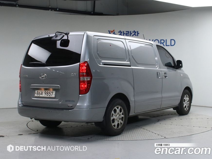 Hyundai Starex 2013