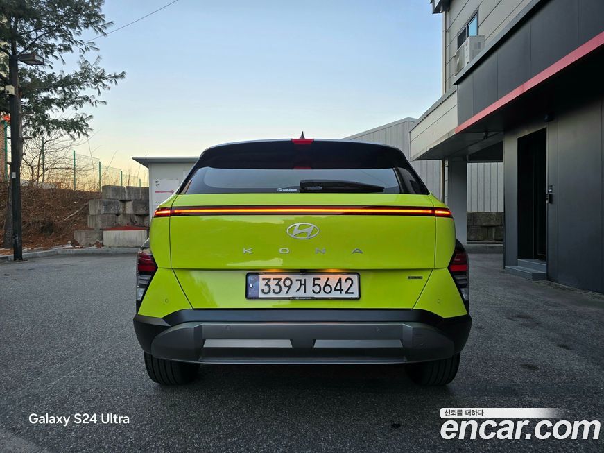 Hyundai Kona 2025
