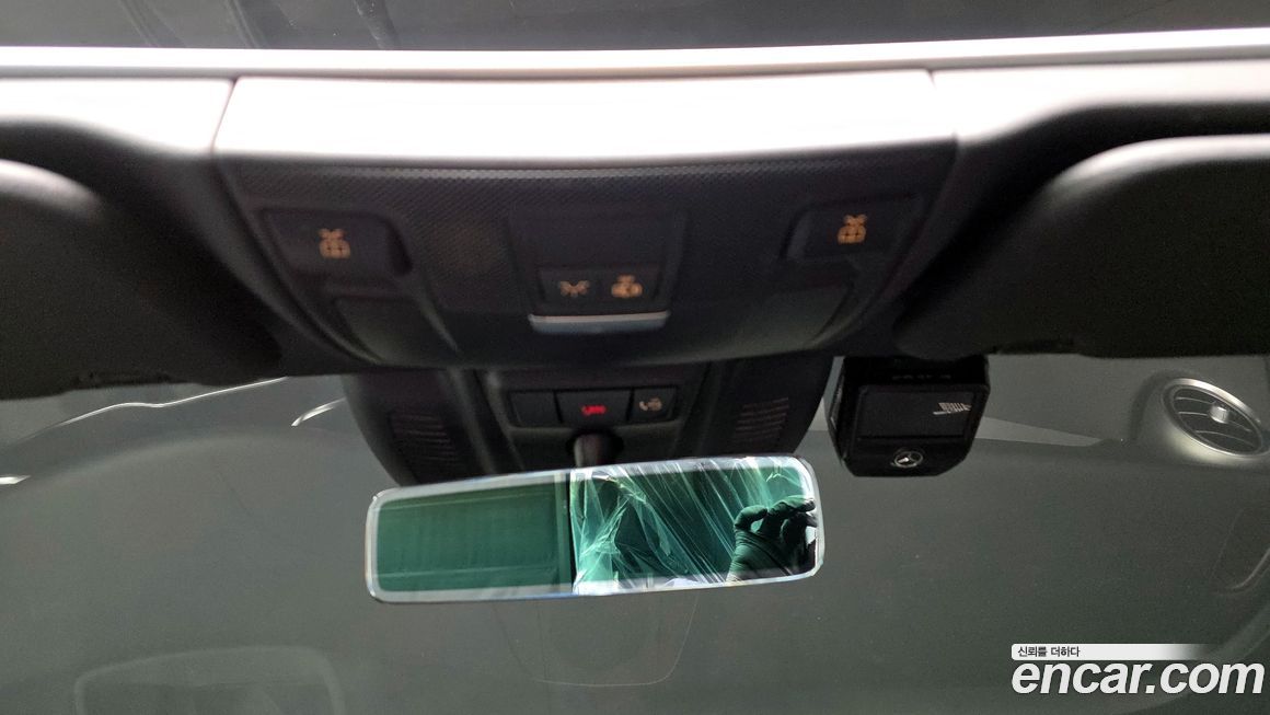 Mercedes-Benz C-Class 2021