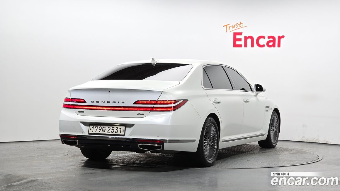 Genesis G90 2021