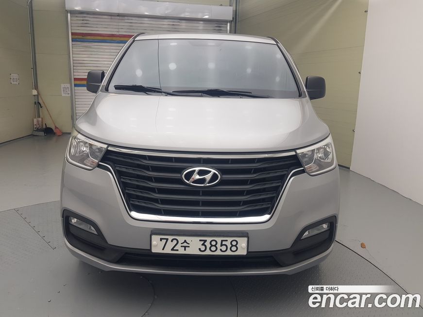 Hyundai Starex 2019