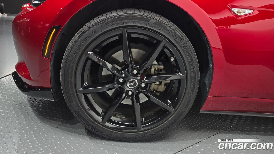 Mazda MX-5 Miata 2019