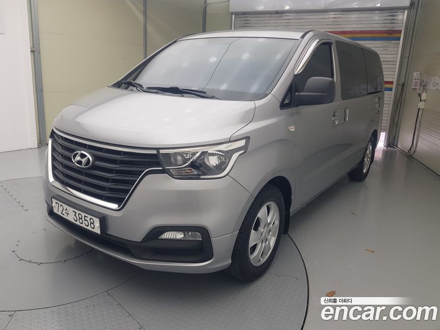 Hyundai Starex 2019