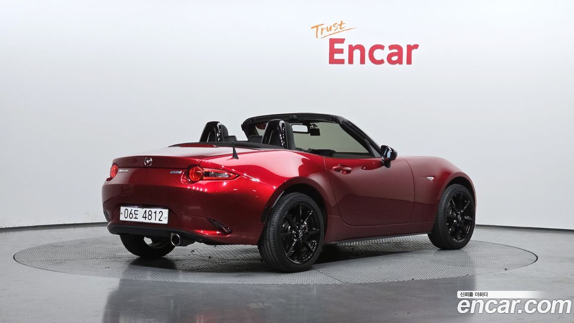 Mazda MX-5 Miata 2019