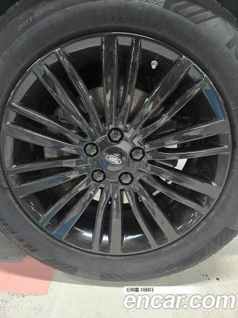 Land Rover Discovery 2018