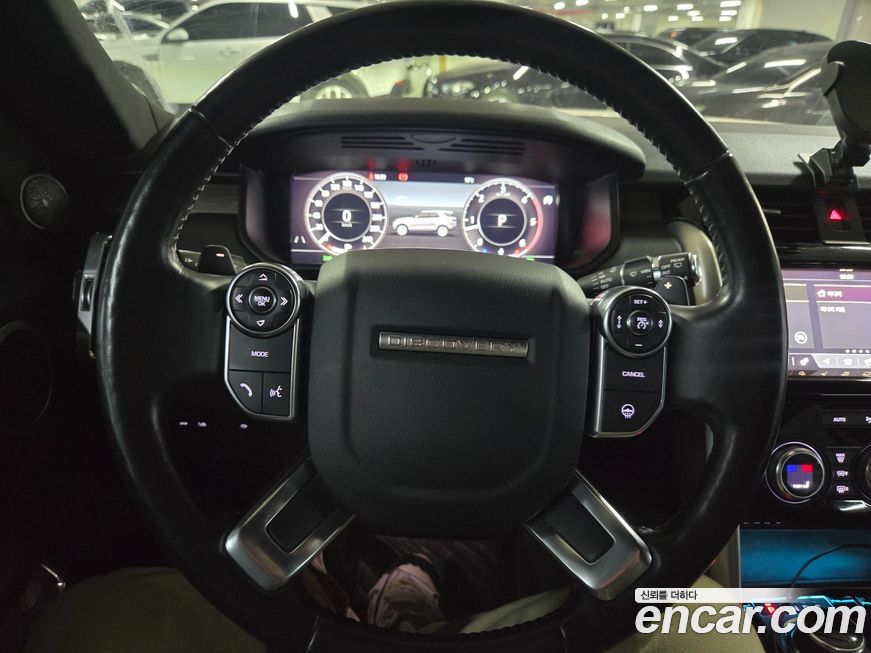 Land Rover Discovery 2018