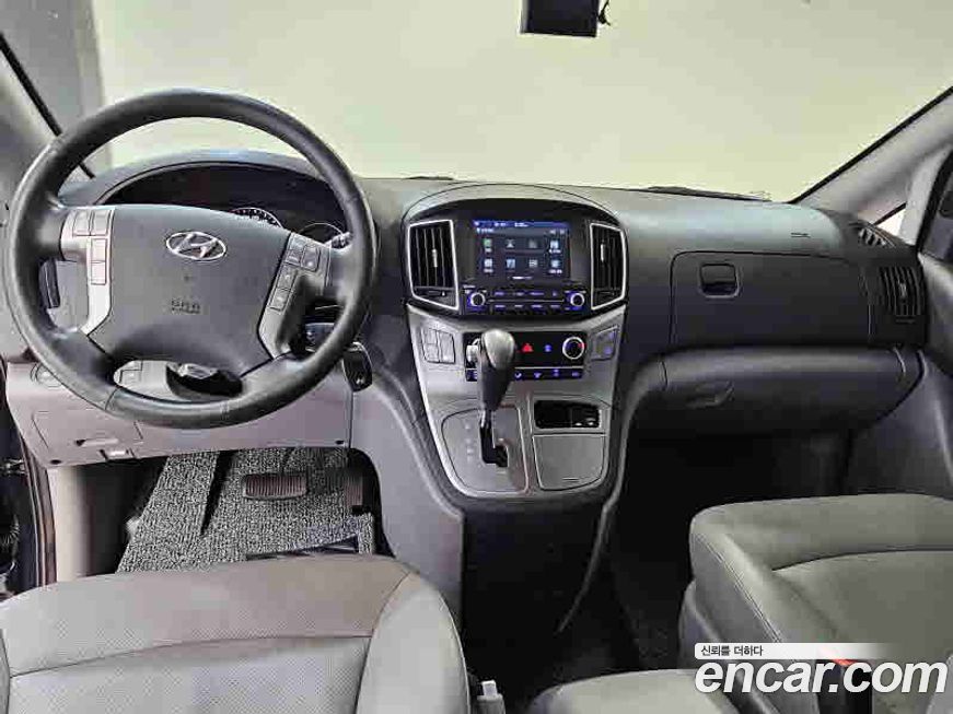 Hyundai Starex 2021