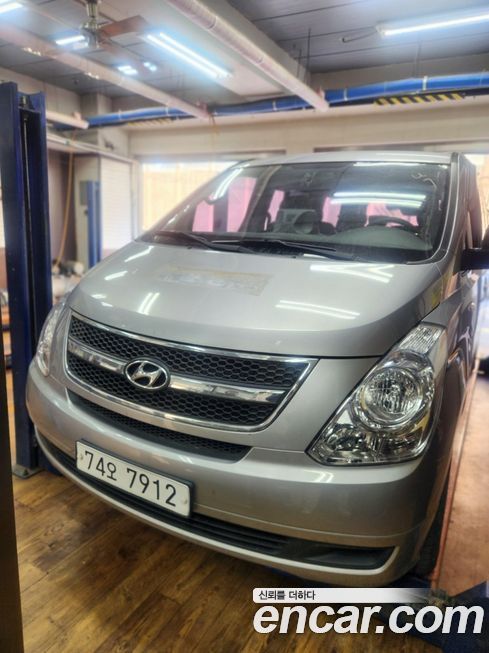 Hyundai Starex 2012