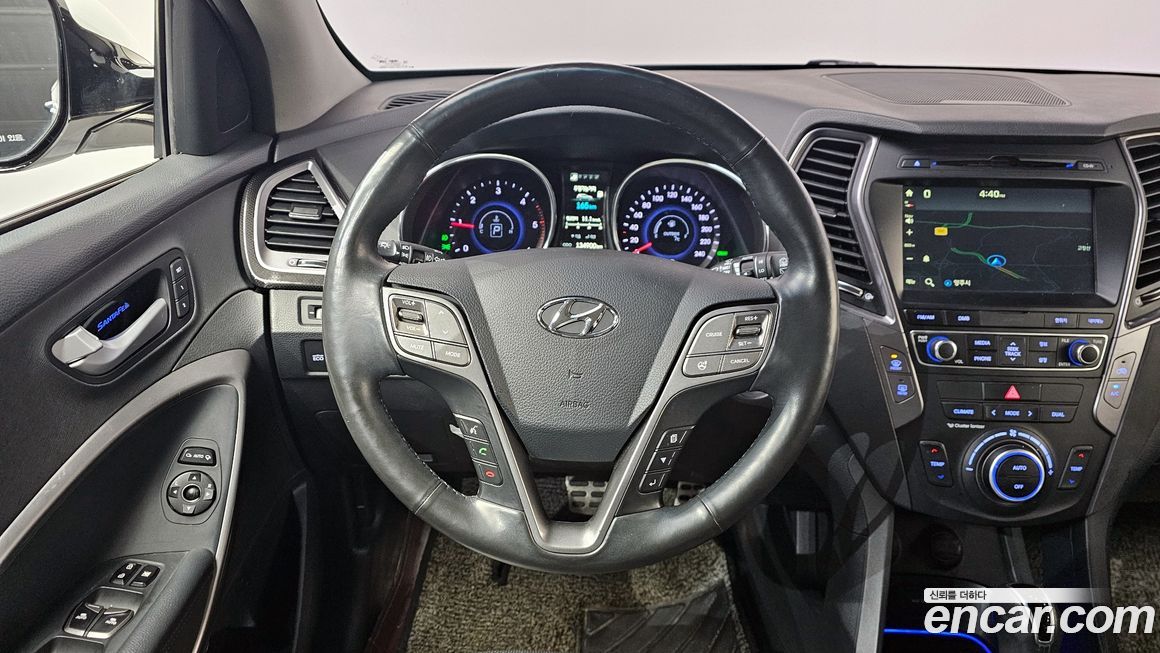 Hyundai Santafe 2015