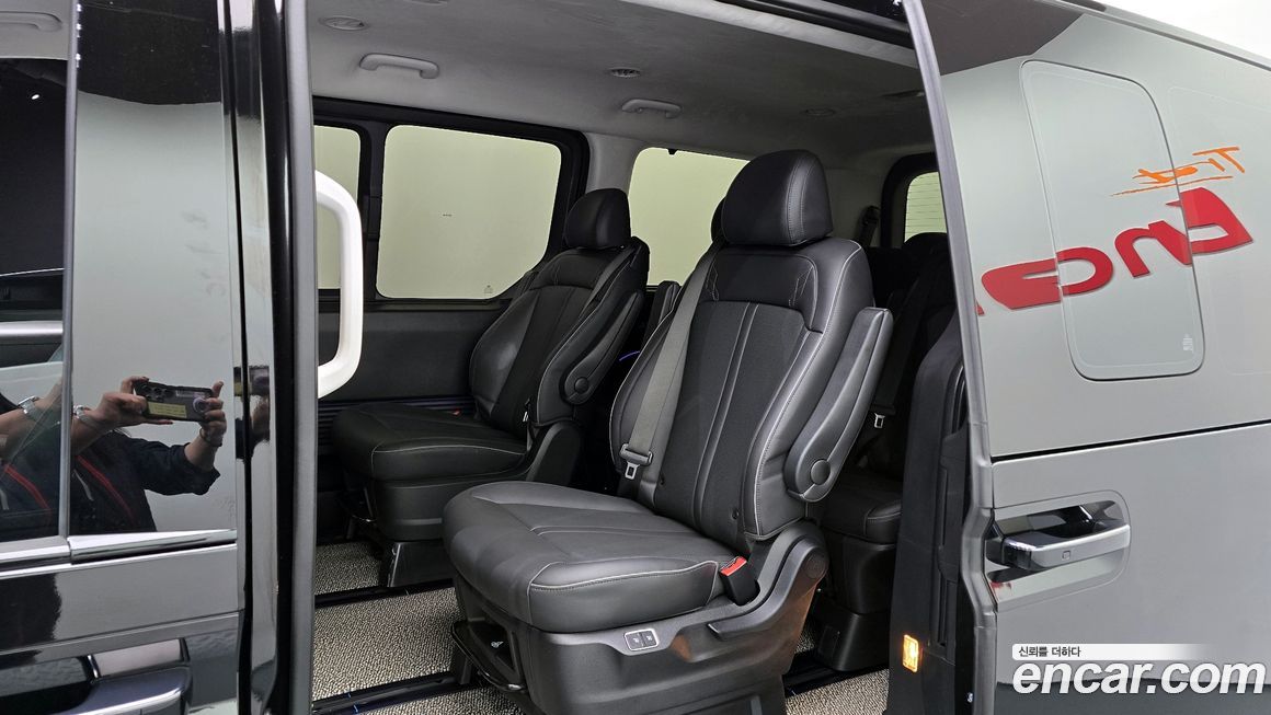 Hyundai Staria 2023