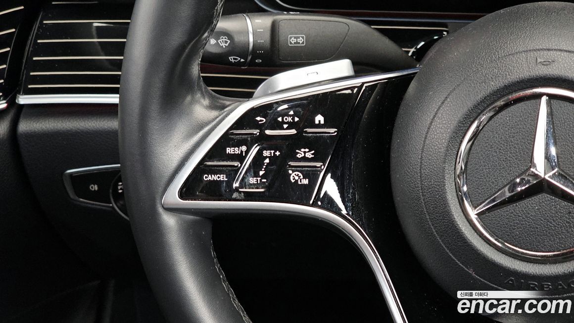 Mercedes-Benz E-Class 2023