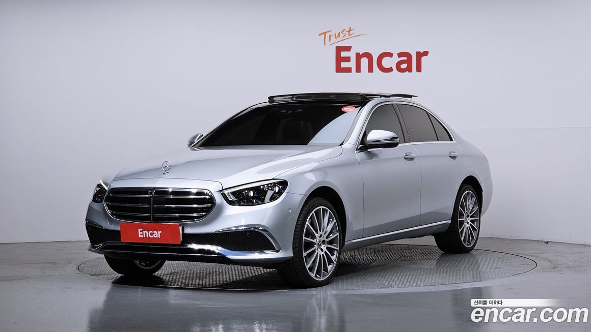 Mercedes-Benz E-Class 2023