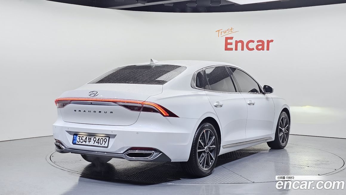 Hyundai Grandeur 2022