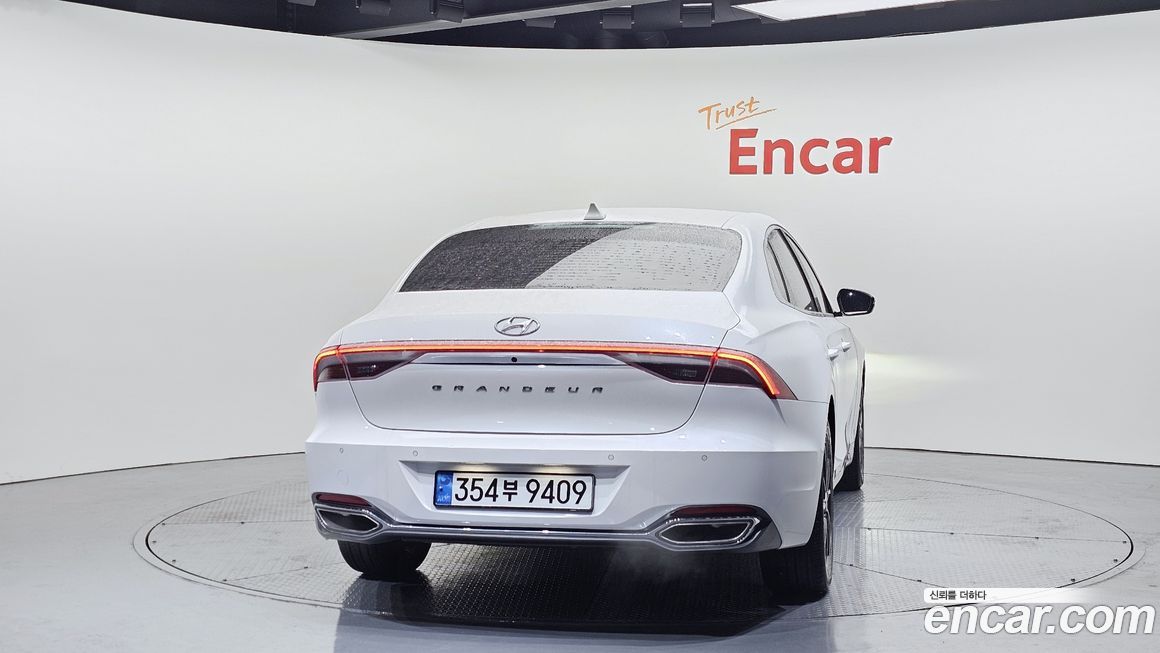 Hyundai Grandeur 2022