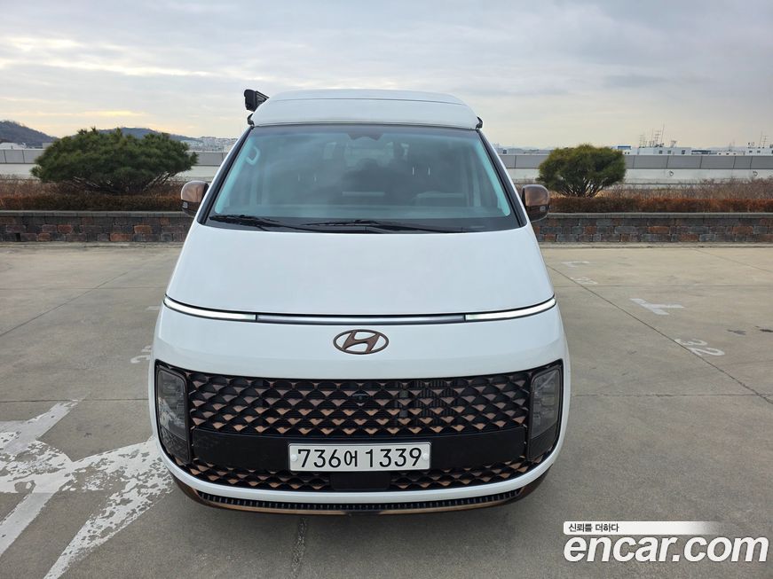 Hyundai Staria 2023