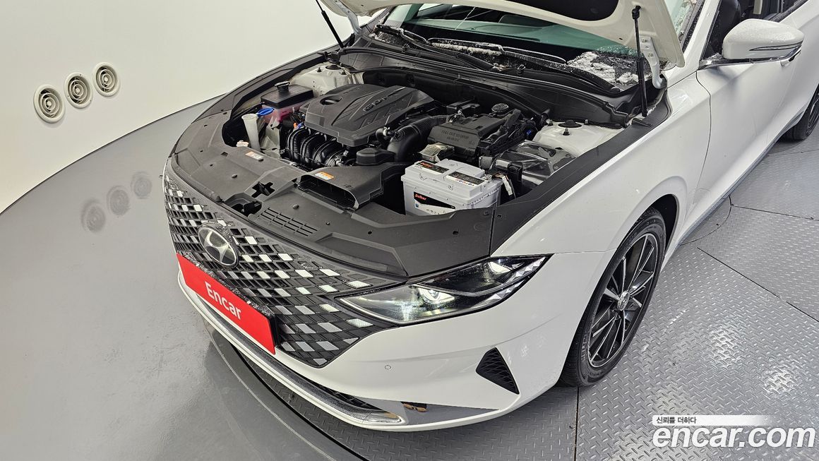 Hyundai Grandeur 2022