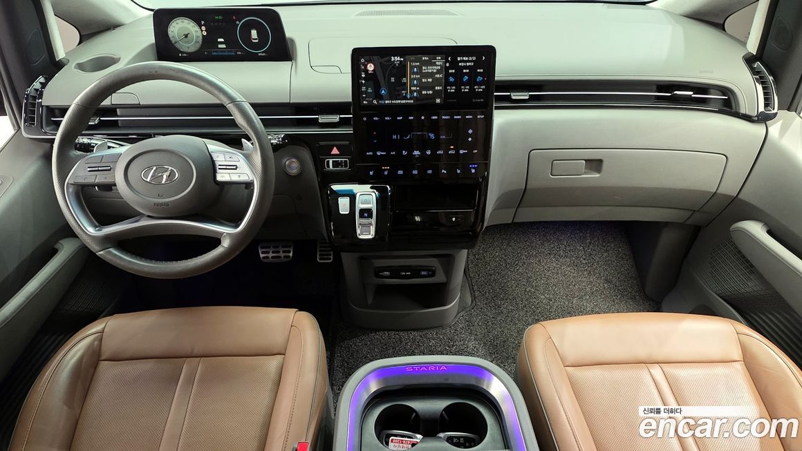 Hyundai Staria 2022