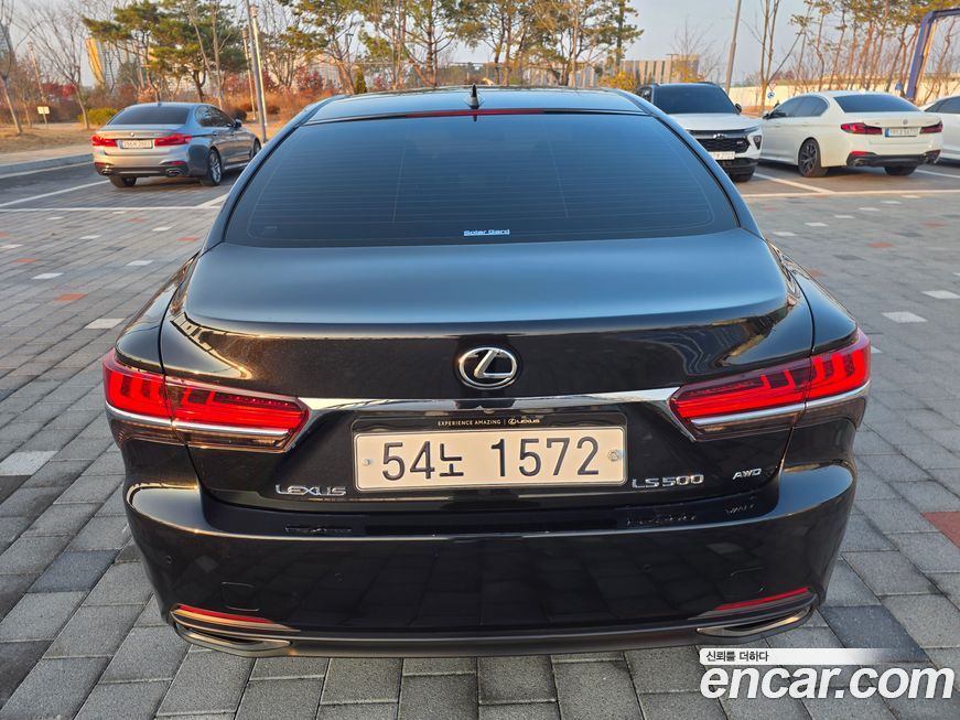 Lexus LS 2018