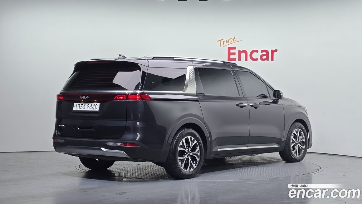 Kia Canival 2023