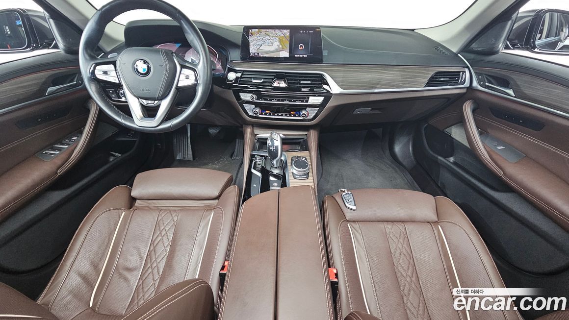 BMW 5-Series 2020