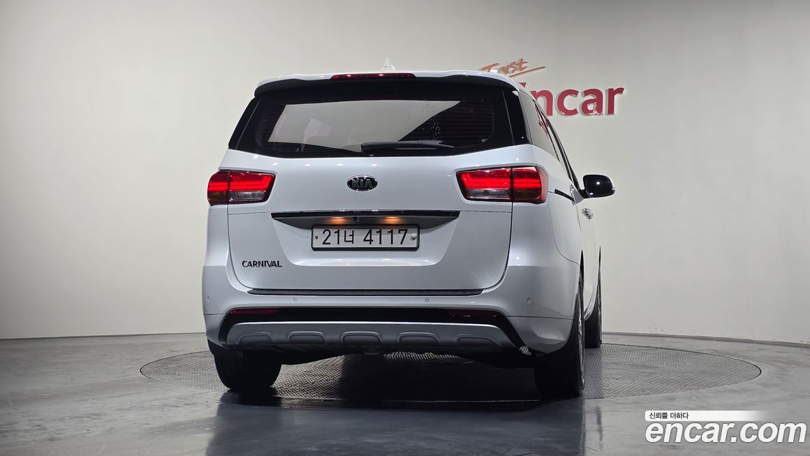 Kia Canival 2017