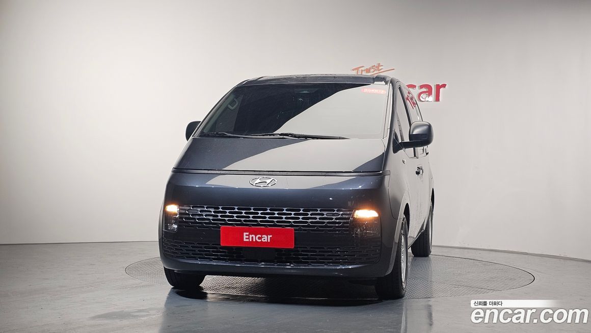Hyundai Staria 2023
