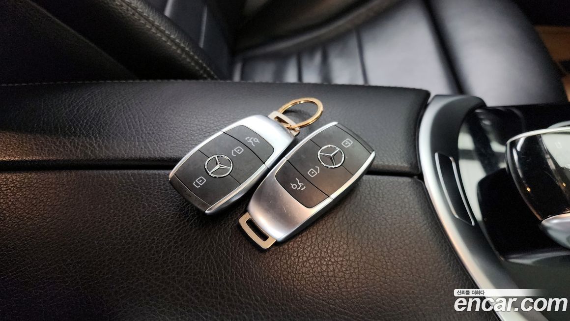 Mercedes-Benz C-Class 2019