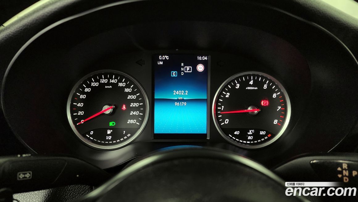 Mercedes-Benz C-Class 2019